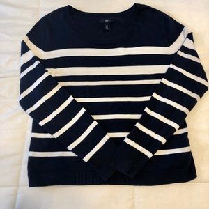 GAP Sweater